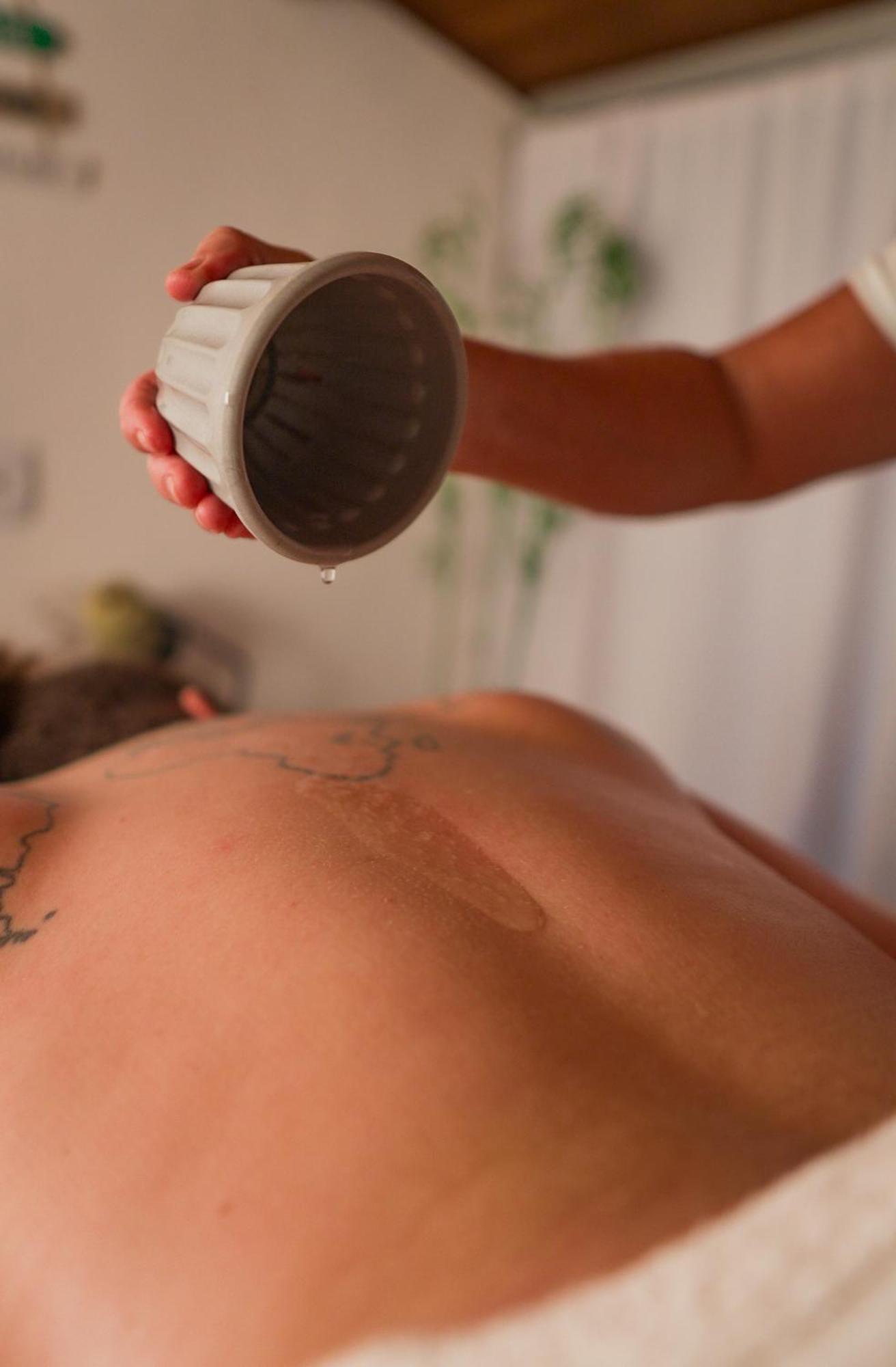 Estalagem Xamã - Awaken Your Senses